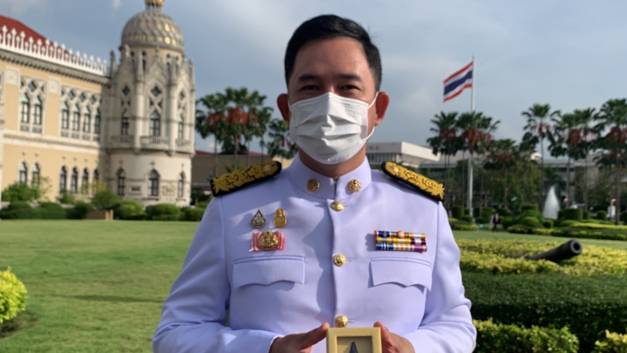 นายกฯนำ 9 รมต.รับเครื่องราชอิสริยาภรณ์ พร้อมรับพระราชทาน"พระพลังแผ่นดิน"