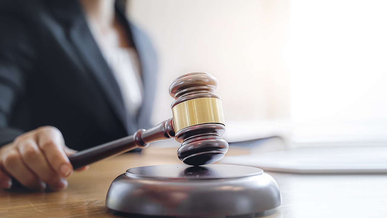 อำนาจกับความรุนแรง