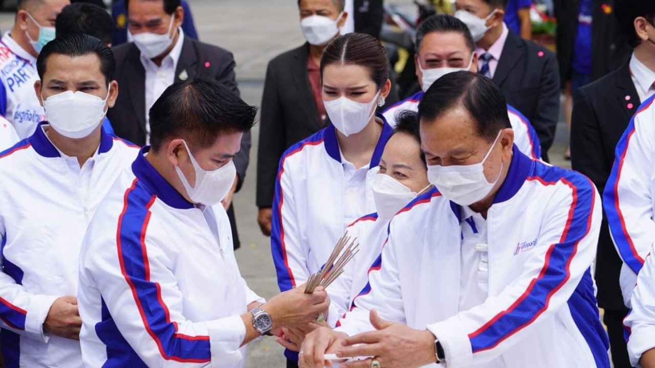 ตามคาด “บิ๊กน้อย” หัวหน้าเศรษฐกิจไทย “ธรรมนัส” เลขาฯ “จุ๊บจิ๊บ” เหรัญญิก