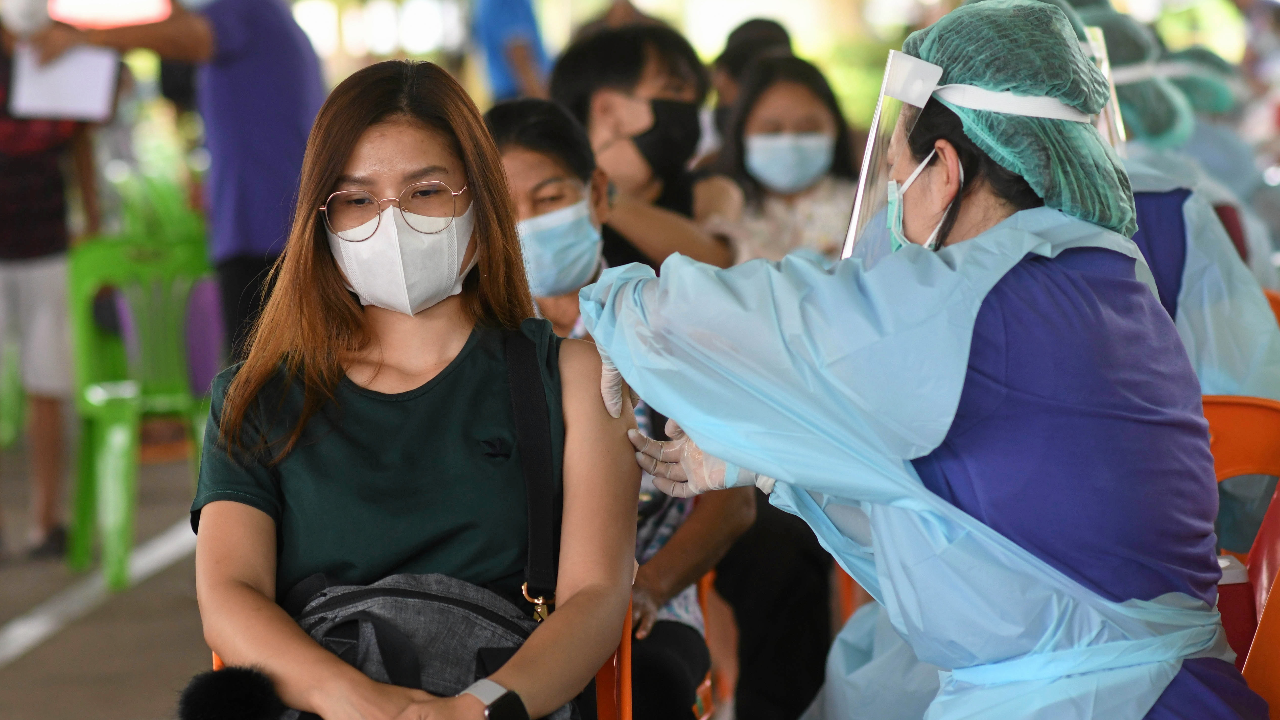 ยอดฉีดวัคซีนล่าสุด 127 ล้านโดสแล้ว วานนี้ฉีดได้เพิ่ม 269,172 โดส