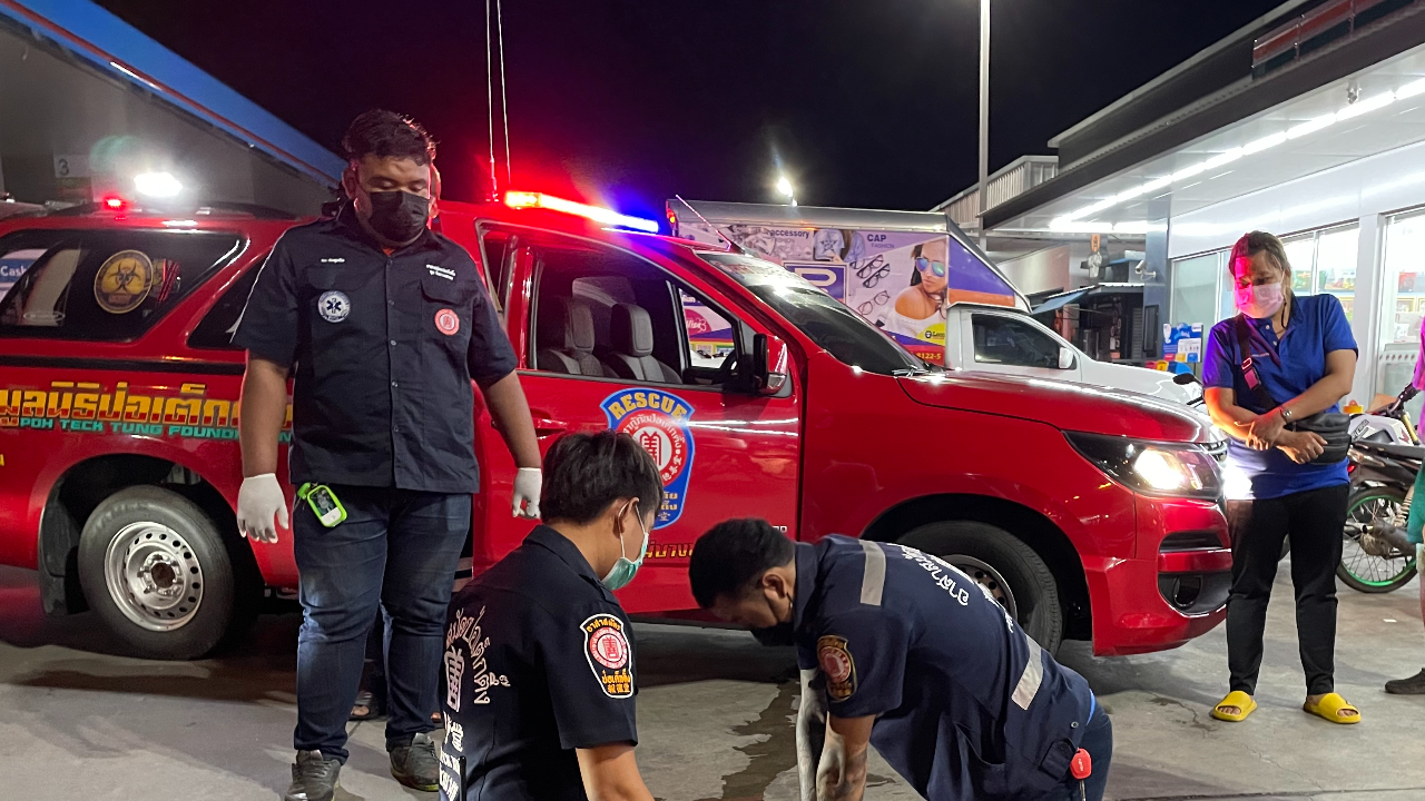 "วัยรุ่นเลือดร้อน" แค่มองหน้ากัน เปิดศึกกลางปั๊ม-ฟันยับ เจ็บ 2 ตาย 1