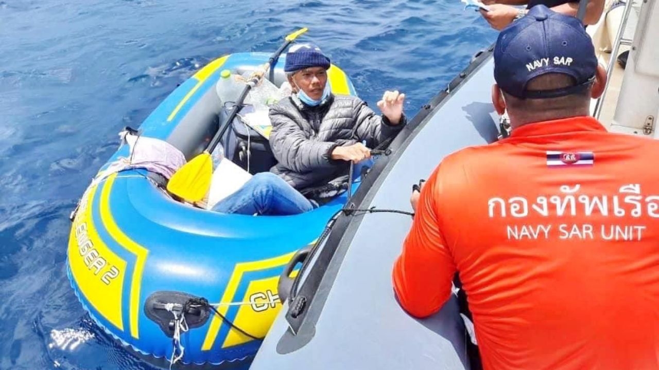 ทหารเรือและ อช.สิมิลัน ช่วยชายเวียดนาม พายเรือยางจะไปหาเมียที่อินเดีย 