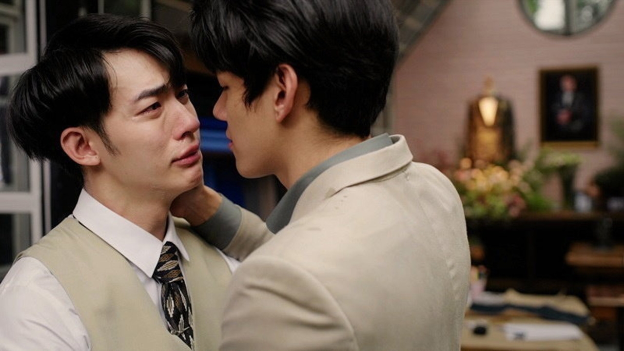 "แชป" เคลียร์ใจ "กรีน" จูบเอาใจสาววายส่งท้าย “THE TUXEDOสูทรักนักออกแบบ”