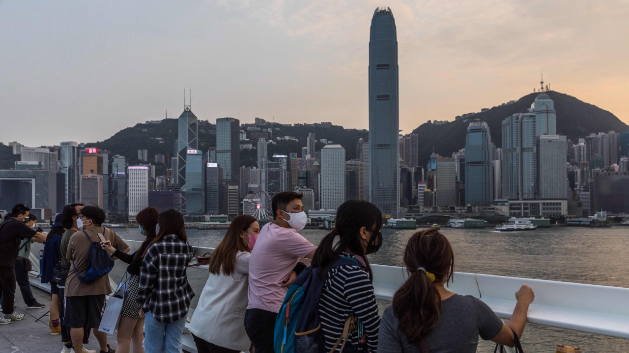 ไม่รอโควิดเป็นศูนย์ ฮ่องกงเริ่มคลายมาตรการหลังติดเชื้อลด