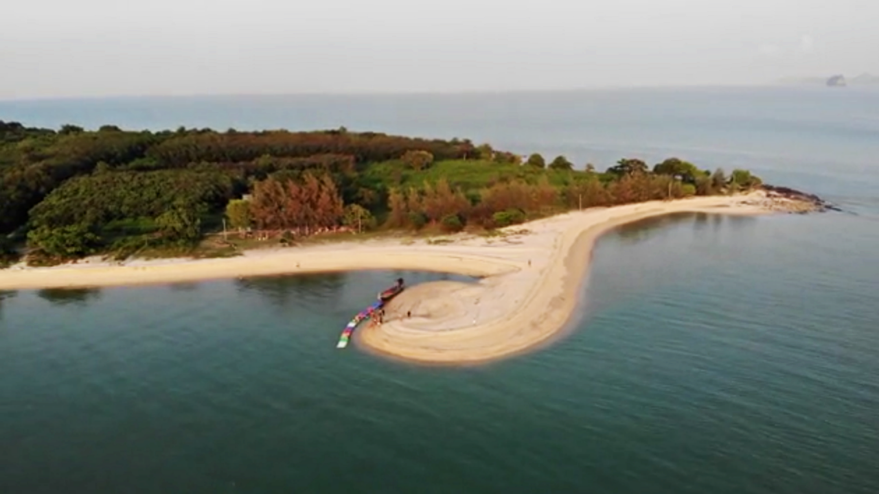 ชวนเที่ยว "หาดล่องหน" สุราษฎร์ธานี ปรากฏการณ์ธรรมชาติ 1 ปีมีเพียง 5 เดือน