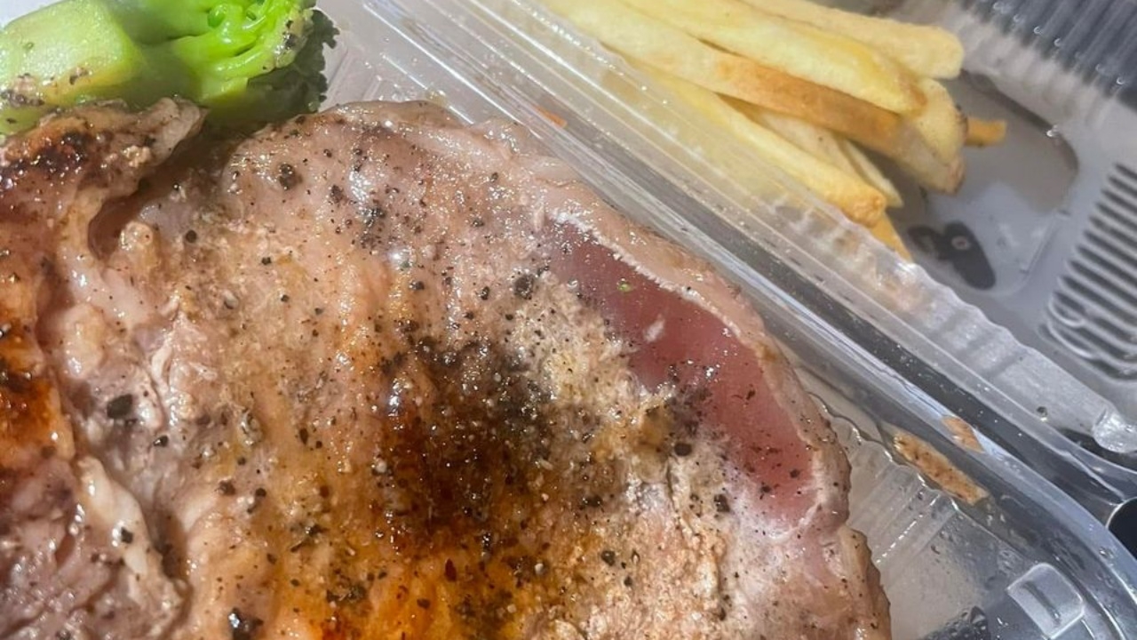 ร้านชี้แจง ดราม่าสั่งสเต๊กได้ซอยจุ๊ ขอโทษ พร้อมคืนเงินลูกค้า