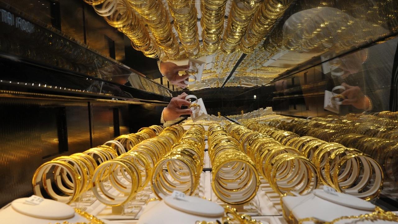 ราคาทองวันนี้ล่าสุด 23 เม.ย. 65 เปิดตลาดเช้าวันเสาร์ ปรับลด