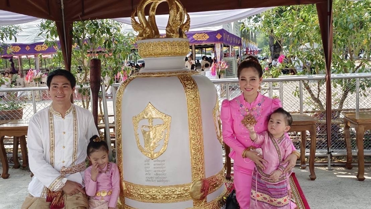 นาวิน ต้าร์-ไฮโซน้ำหวาน ขึ้นเหนือถวายระฆังปิดด้วยทองคำแท้ มูลค่า 7 ล้าน