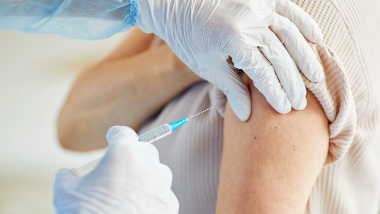 เปิดเหตุผลทำไมต้องรับ "วัคซีนเข็มกระตุ้น" แล้วจะต้องรับอีกกี่เข็ม