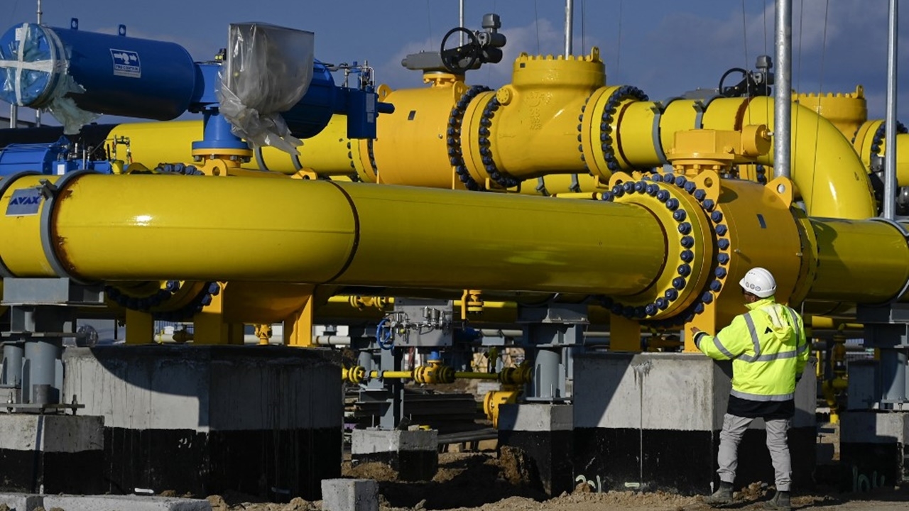 ตัดเลยไม่รอช้า รัสเซียระงับส่งก๊าซธรรมชาติให้โปแลนด์-บัลแกเรียแล้ว