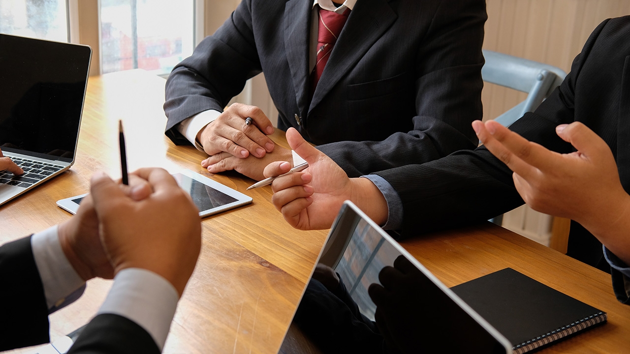 บอร์ด กสทช.ชุดใหม่ตั้งทีมรับมือทรู-ดีแทค