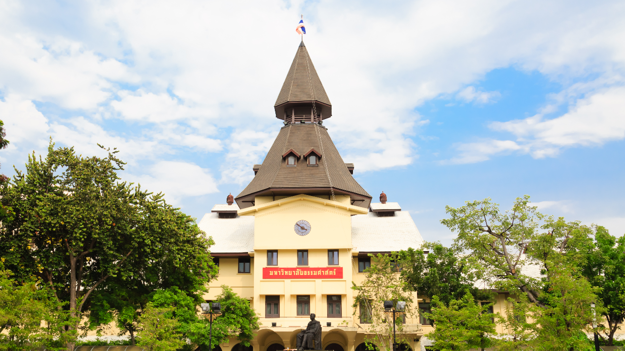 มธ. วอนงดใช้ “โพลธรรมศาสตร์” แจง มหาวิทยาลัยไม่ได้ทำผลสำรวจผู้ว่าฯ กทม.