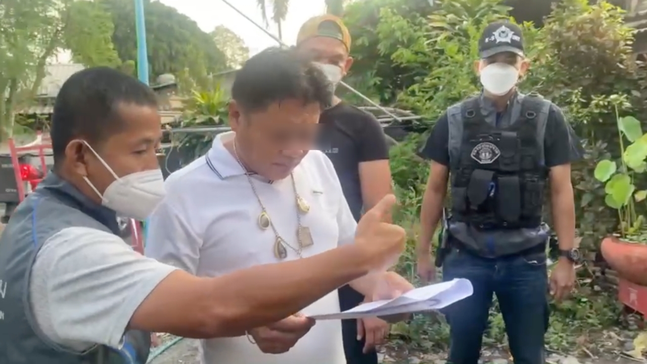 กองปราบบุกรวบ "ส.จ.เอี้ยง" เอี่ยวคดี ยิงถล่มรถนายก อบต.บางสมบูรณ์