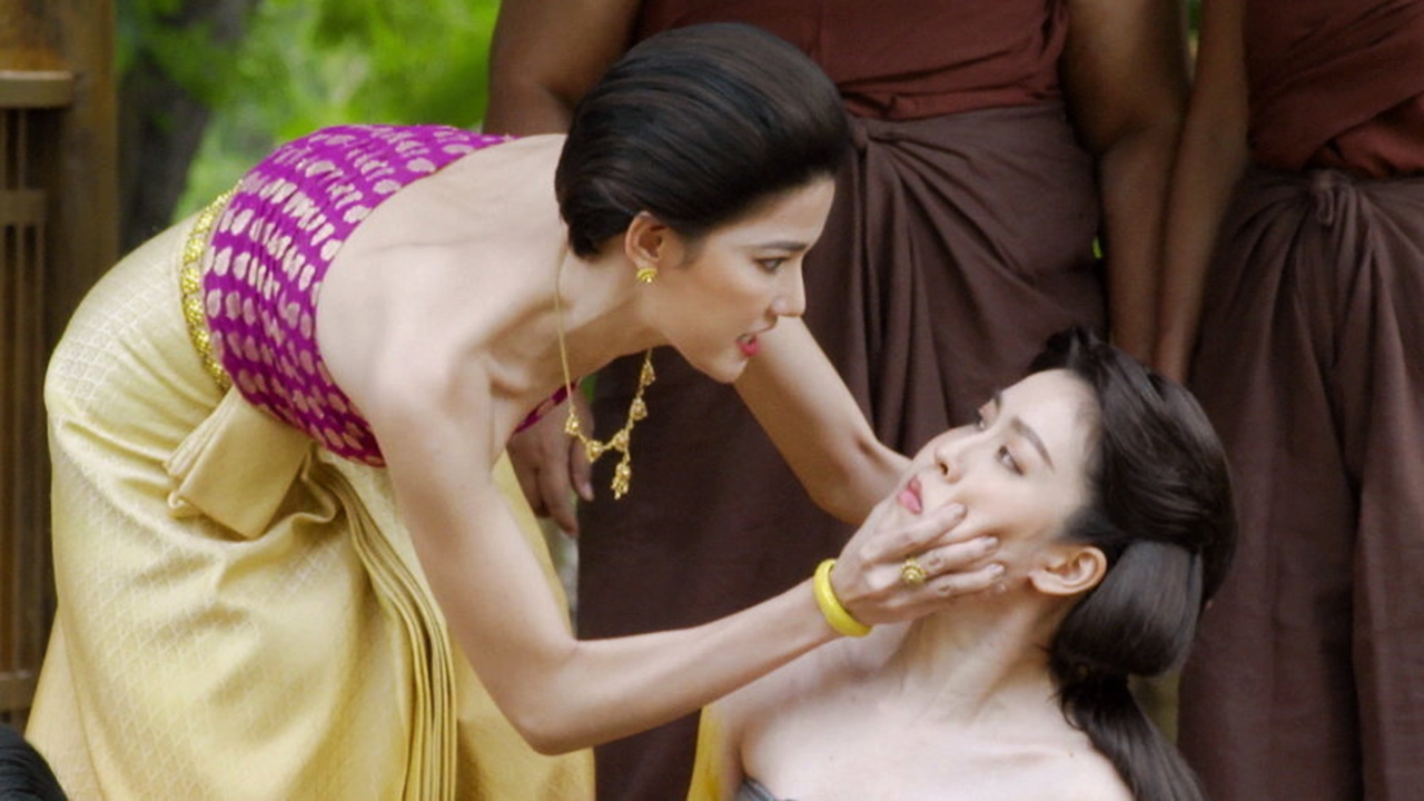 เปิดแรงกรรม “น้ำหวาน-ลาดา” แท็กทีมตบตี “เชียร์” หวังเอาถึงตาย ใน “กระสือลำซิ่ง”