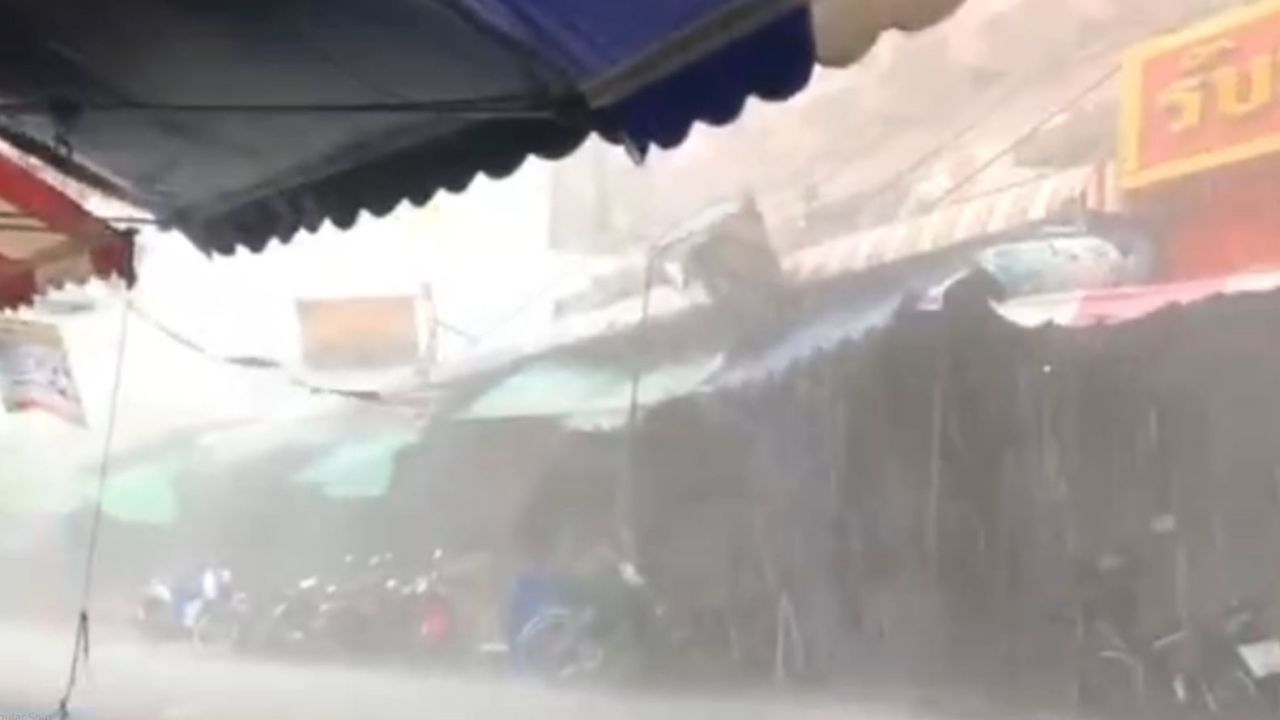 มหาสารคาม-มุกดาหาร เจอพายุถล่ม บ้านประชาชน ที่ราชการ รถ วัด เสียหายยับ