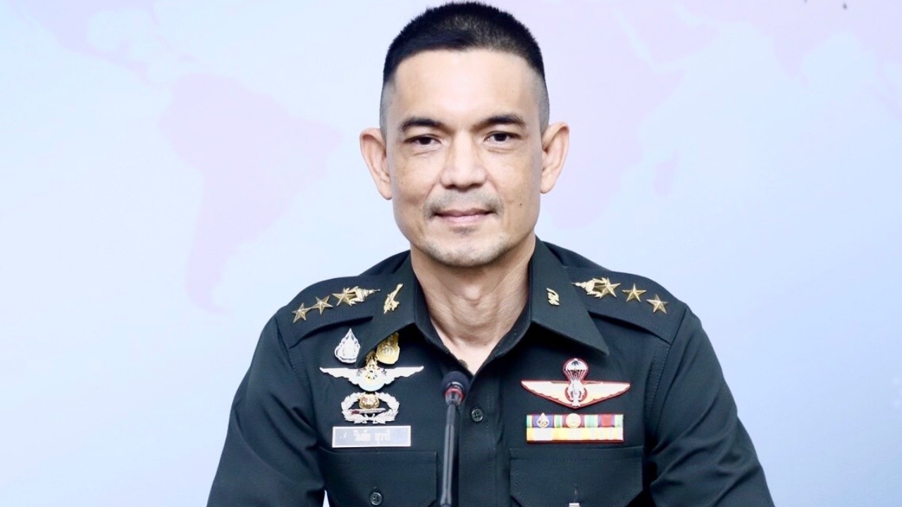 "บิ๊กบี้" ปรับผัง กอ.รมน. ตั้ง "เสธ.ต๊อด" โฆษก พร้อมทีม 4 ทหารหญิง