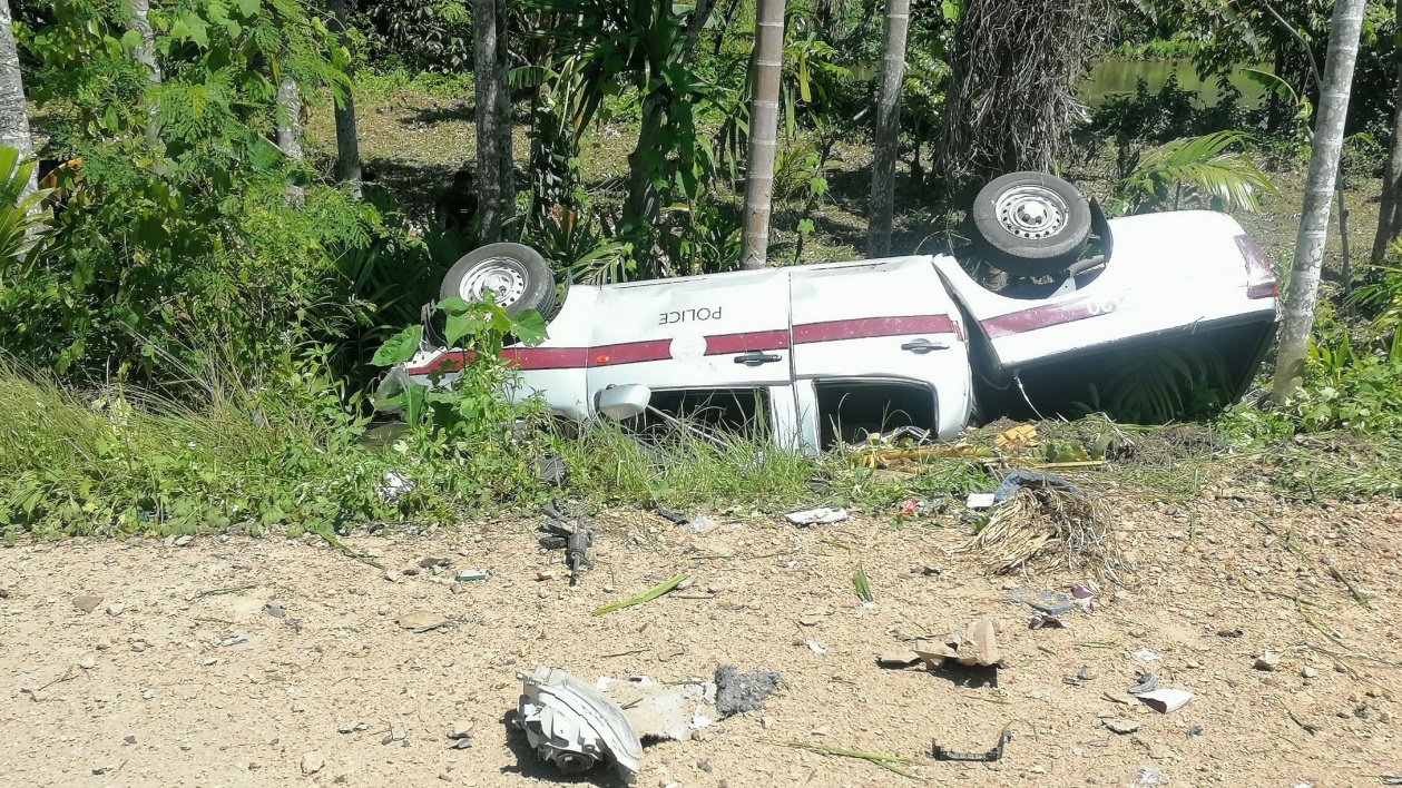 ยะลาบึมโหด ตร.ดับ 2 เจ็บ 2 กดระเบิดขณะรถวิ่งผ่าน คาดสร้างสถานการณ์