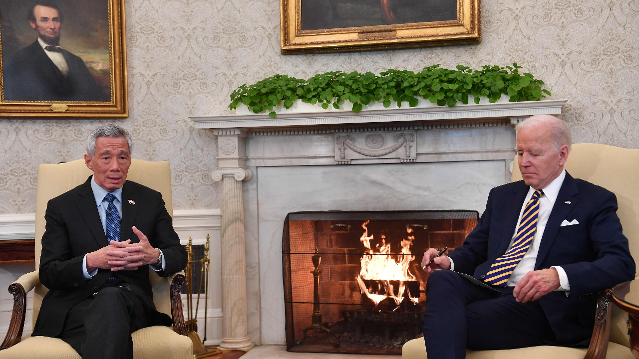 "โจ ไบเดน" ต้อนรับ "ลี เซียน ลุง" นายกฯ สิงคโปร์เยือนทำเนียบขาวสหรัฐฯ