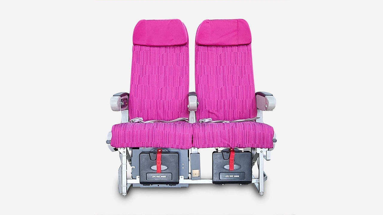 หมดเกลี้ยงภายใน 1 นาที เก้าอี้การบินไทย 30 คู่ สร้างยอดขายกว่าล้านบาท