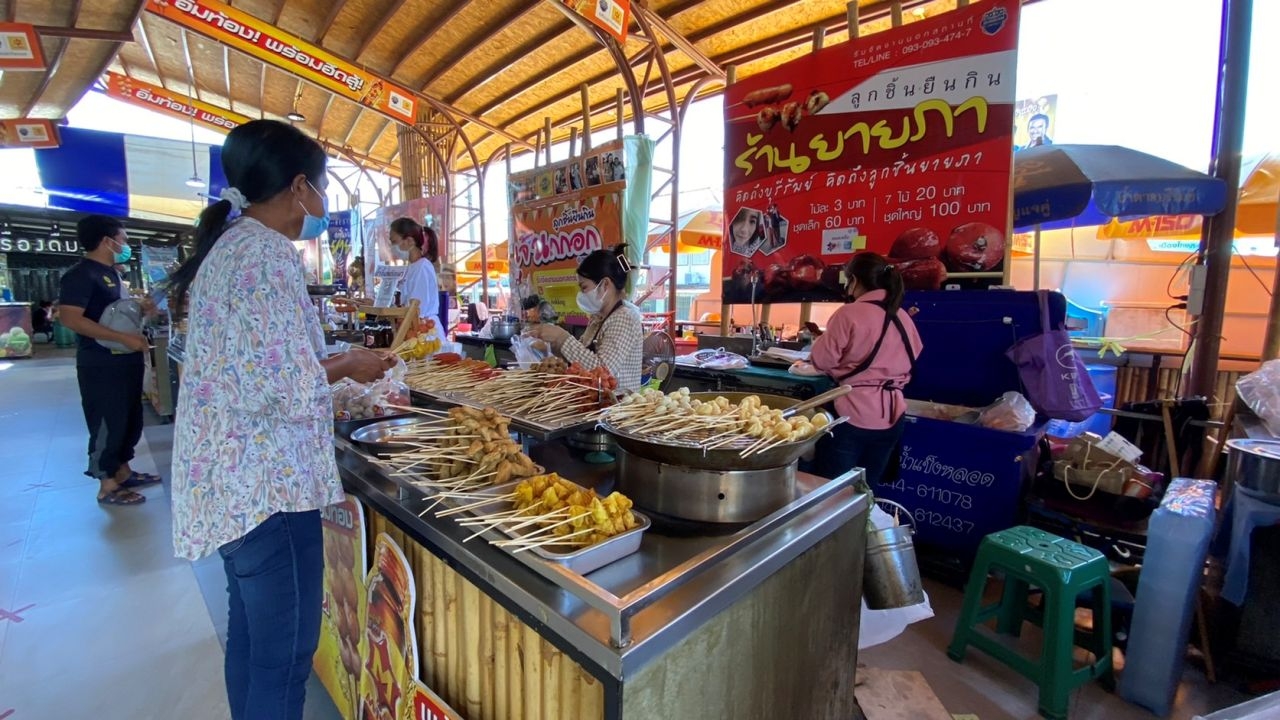 แม่ค้าลูกชิ้นบุรีรัมย์ เตรียมร่วม HBD ลิซ่า แจกลูกชิ้นให้กินฟรีพรุ่งนี้