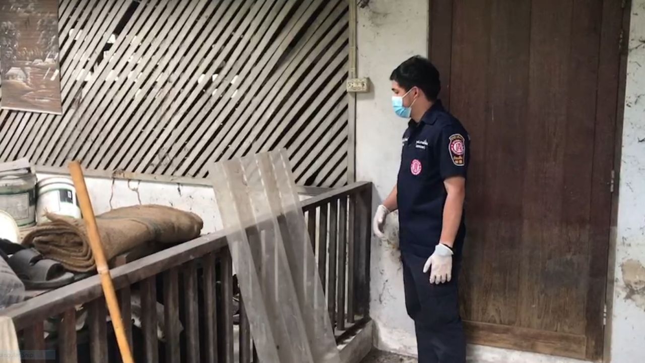 เศรษฐีที่ดินในซอยจรัญฯ 34 ตกหลังคาบ้านตาย 15 วันสุดโดดเดี่ยวไม่มีใครเห็น 