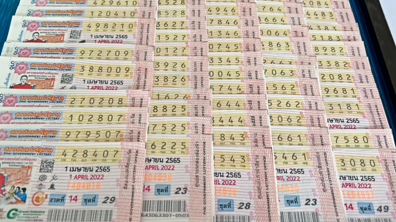 งวดนี้หวยออกวันศุกร์ นักเก็บสถิติพบ "เลขเด็ด" ออกซ้ำ เตรียมลุ้นโชค 1/4/65