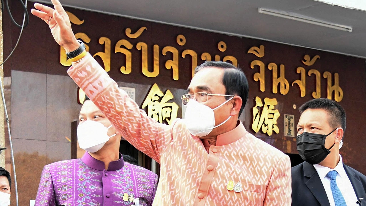 จับกระแส “บิ๊กตู่” สวมบท “พระยาน้อย” ชมตลาด : กู้เรตติ้งยื้อดิ่งเหว