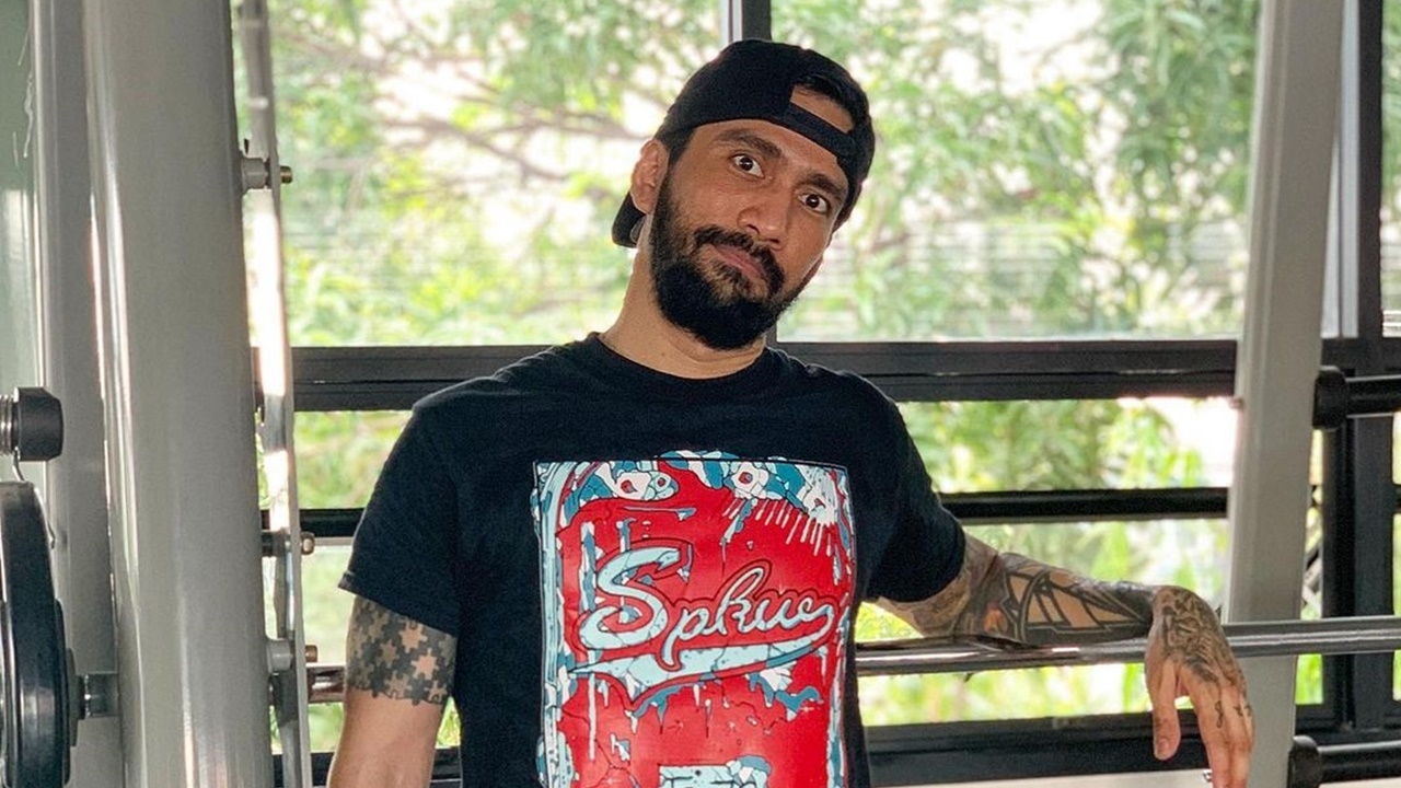 เจ๋ง บิ๊กแอส ติดโควิด รักษาตัวที่บ้าน ขออภัยงานที่ถูกเลื่อนหรือยกเลิก