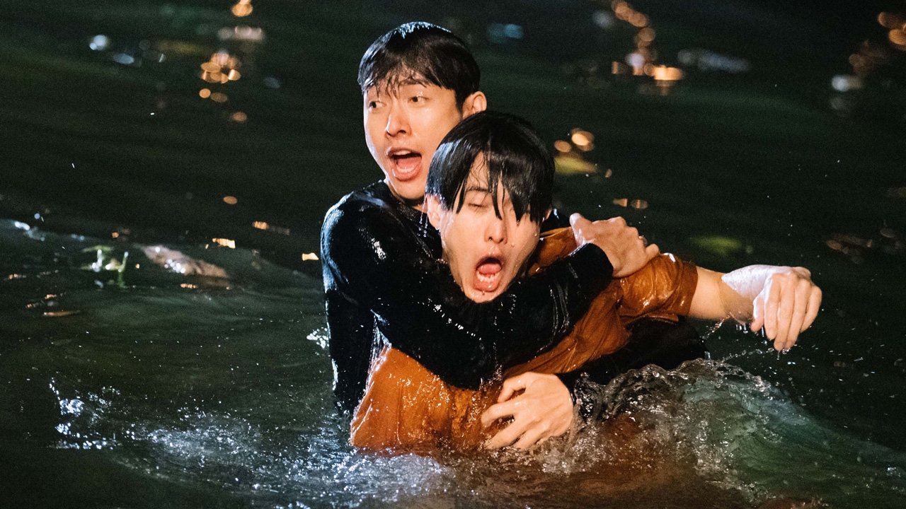 “พุฒ-โบ” ทุ่มสุดตัวเข้าฉากกระโดดแม่เจ้าพระยา ในละคร “จังหวะหัวใจนายสะอาด”