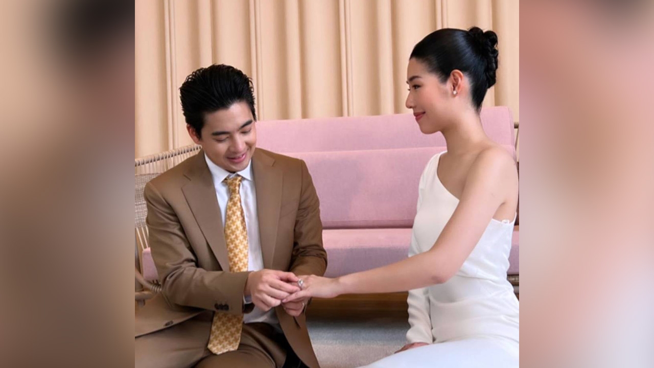 น็อต ธีร์ ควงแฟนสาวเข้าพิธีวิวาห์ชื่นมื่น หลังเลื่อนงานมา 1 ปีเต็ม
