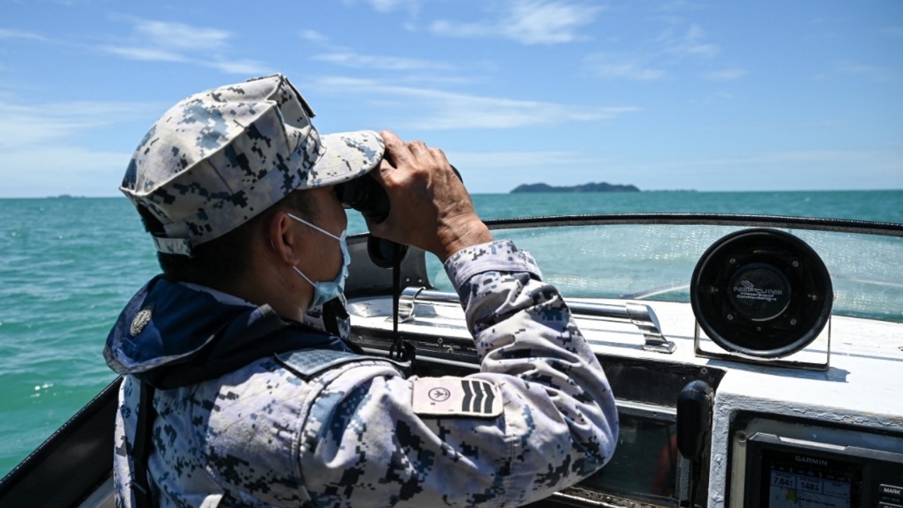 นักดำน้ำอังกฤษสุดเศร้า คาดลูกจมน้ำดับ หลังโดนคนขับเรือมาเลเซียทิ้งกลางทะเล