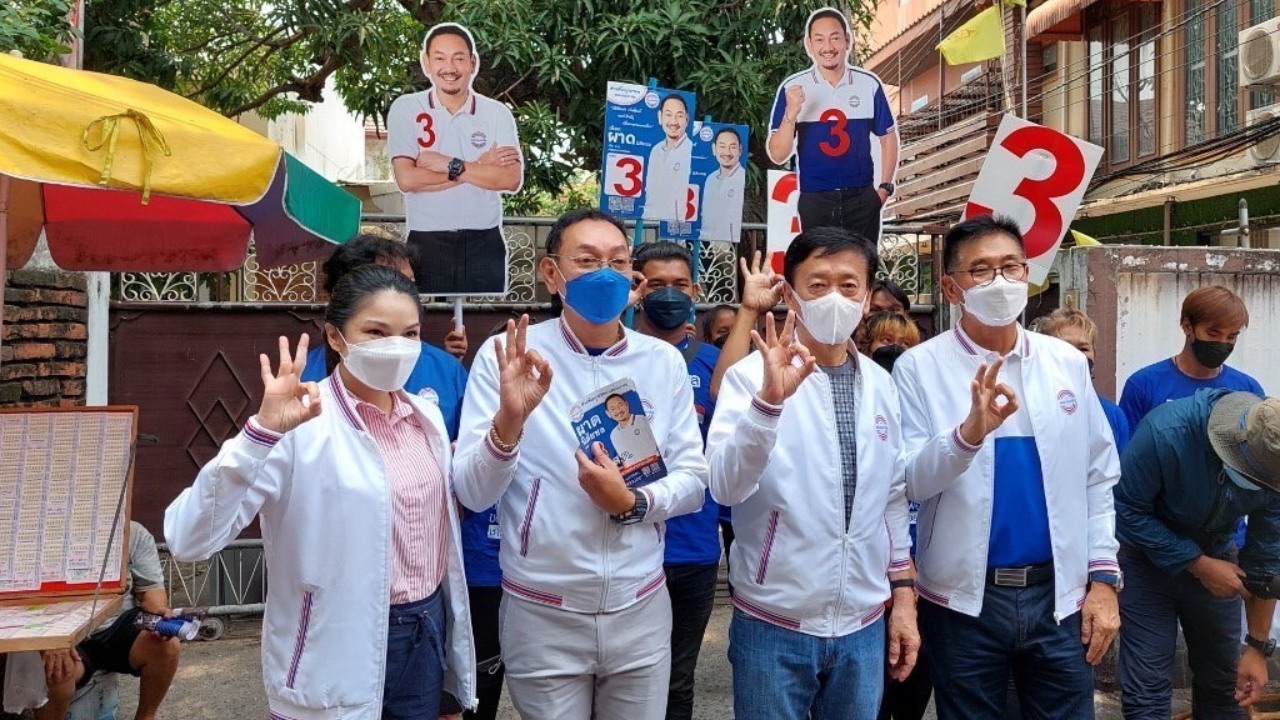 “เสี่ยโต” ลุยหาเสียงให้ผู้สมัคร ส.ก. พรรคพลังประชารัฐ 3 บาง รวด