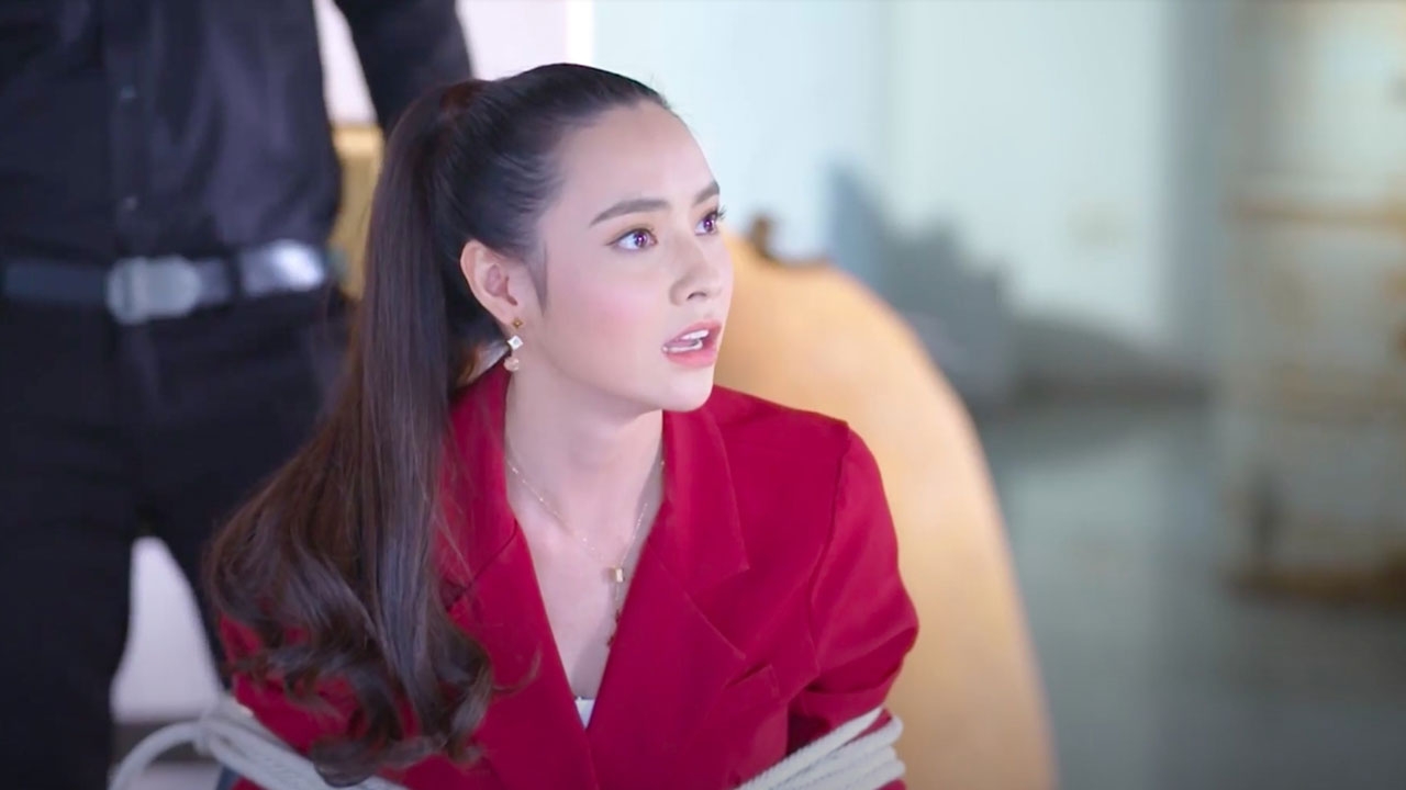 เขยบ้านไร่ สะใภ้ไฮโซ EP.17 พันธุ์เทพ แค้น นิน ทำชีวิตพัง จับ โฉม เป็นตัวประกัน