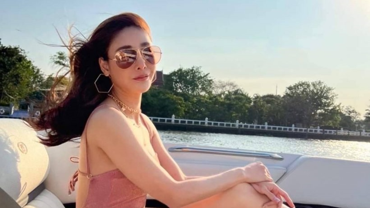 ชาวเน็ตเสียงแตก หลังมีคนอ้างเปิดหลักฐานใหม่อีกภาพของ แตงโม นิดา บนเรือ