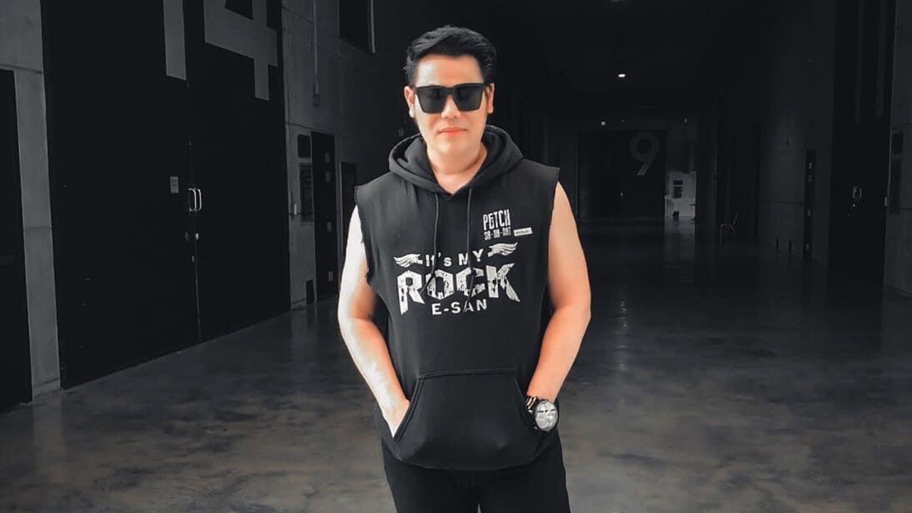 เพชร สหรัตน์ ให้เงินค่าลิขสิทธิ์เพลงนายห้าง ช่วยแบ่งเบาภาระค่ายท็อปไลน์