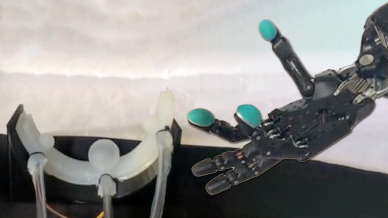 สร้างปลอกแขนหุ่นยนต์เชื่อมต่อมือประดิษฐ์