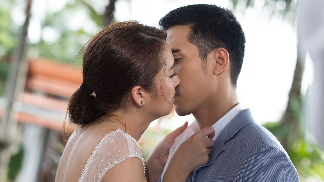 เปิดฉาก "เจ้าสาวจำเลย" ฮาน่า กอดจูบ บิ๊กเอ็ม อ้างเป็นแฟนเพื่อหนีงานแต่ง