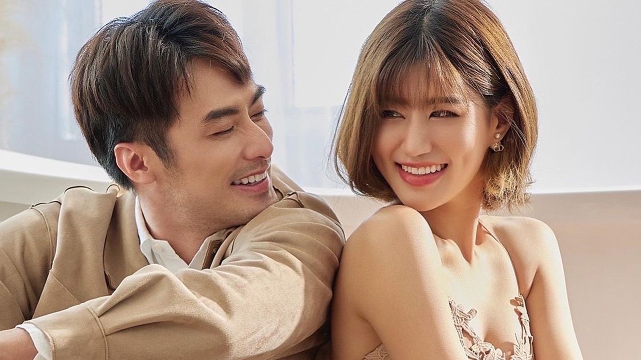 ต้อนรับวันวาเลนไทน์ "บอย ปกรณ์" ควงสาว "เฟย์ พรปวีณ์" รับงานคู่ถ่ายภาพโฆษณา