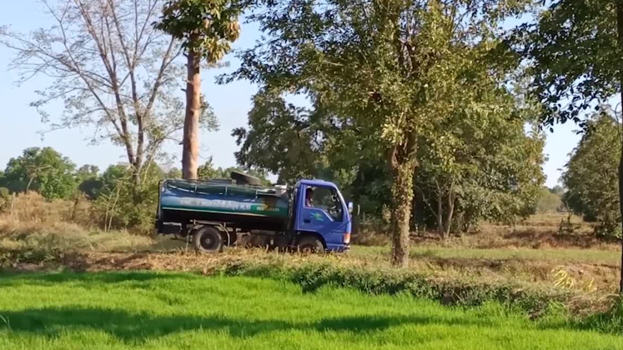 ภิกษุณีถ่ายคลิปแฉ ร้องเรียนลุงตู่ รถดูดส้วมแอบทิ้งอุจจาระข้างสำนัก