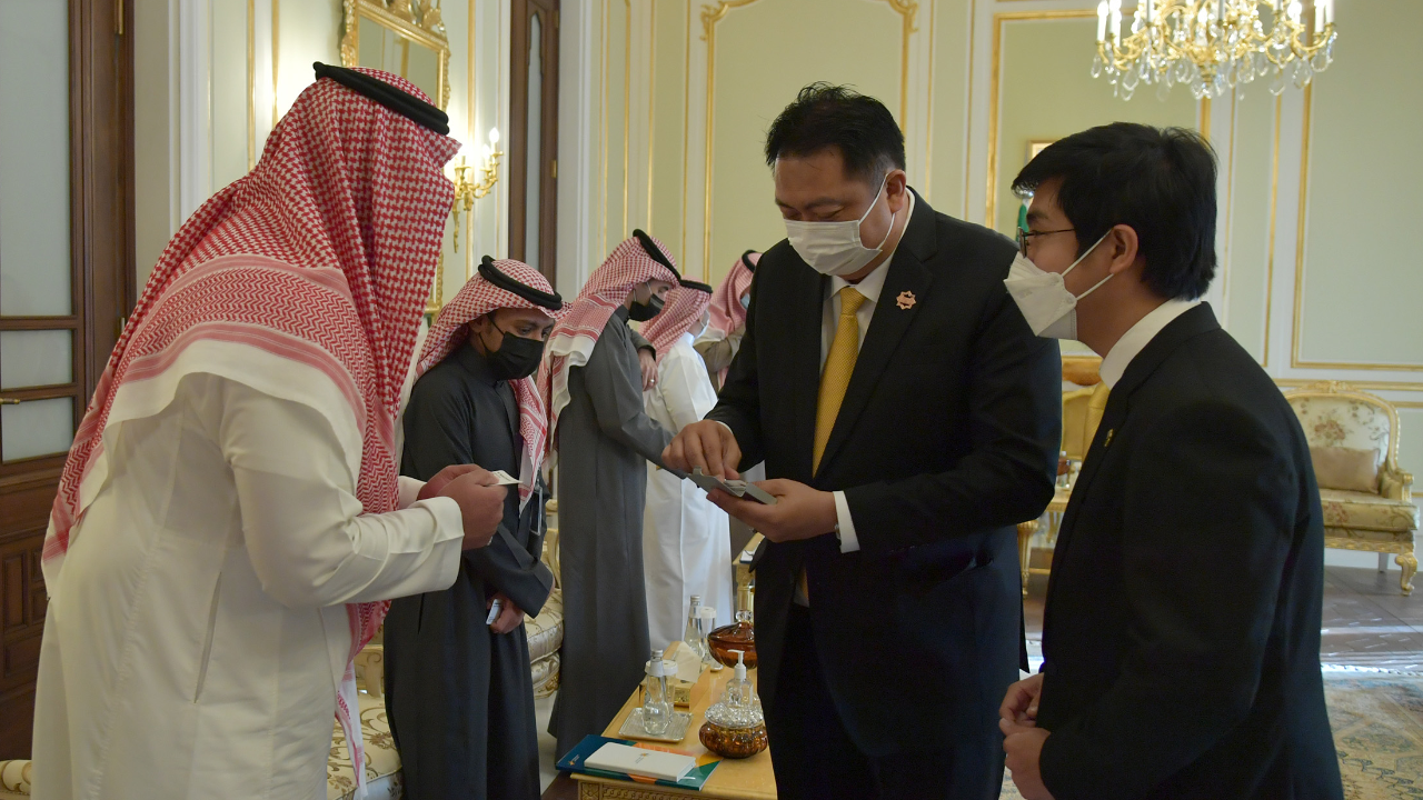 “สุชาติ” เผย แรงงานไทย-ซาอุฯ ลงนาม มี.ค. ระยะแรกทำรัฐต่อรัฐกันค้านายหน้า