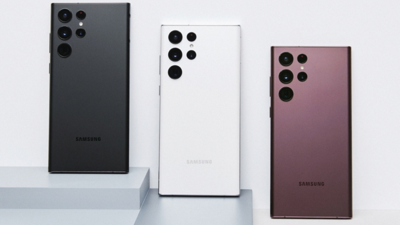 Galaxy S22 Ultra ผู้สืบทอดตำนาน Galaxy Note มาพร้อมช่องเก็บ S Pen อัดแน่นด้วยกล้องหลัง 4 ตัว