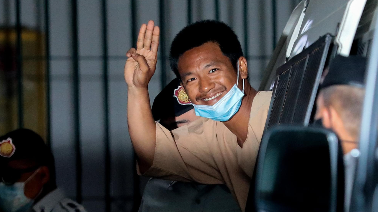 ปล่อยตัว “ไผ่ ดาวดิน” เย็นนี้ สั่งห้ามร่วมม็อบ ส่วน “ไมค์ ระยอง” ลุ้นศาลพรุ่งนี้