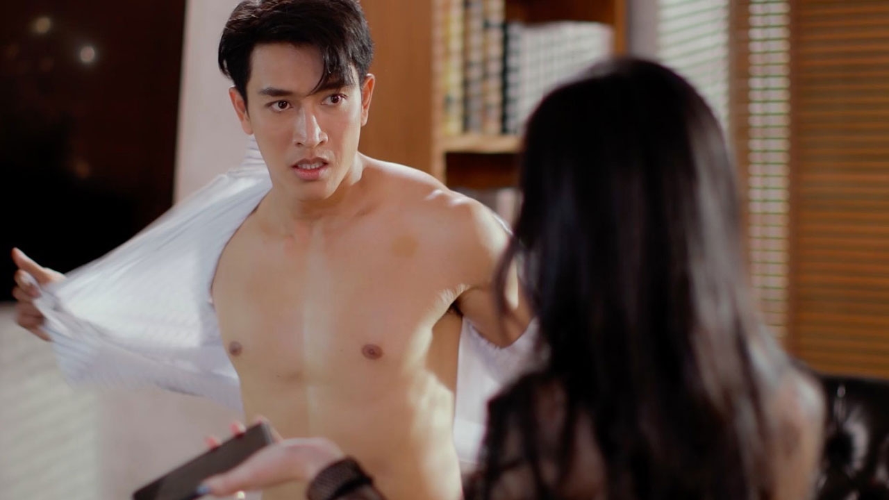 "พีค" เอาคืนคนเจ้าเล่ห์ “กอล์ฟ” สปิริตแรง กล้าถอดหมด ในละคร “เพลงบินใบงิ้ว”