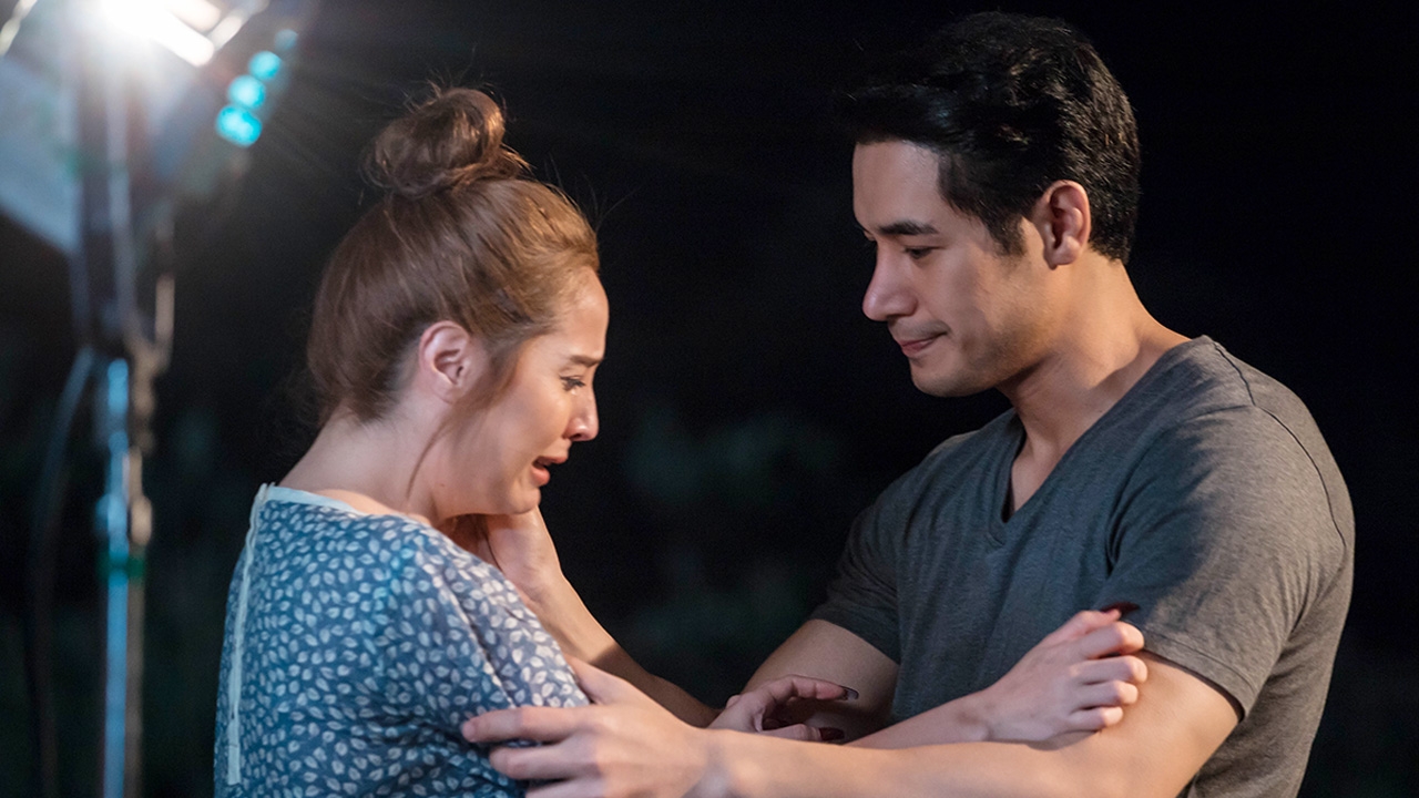 “ขวัญ” ใจสลาย ปล่อยโฮ สูญเสียคนรัก “โอม” อาสาปลอบใจ ใน “เกมรักเกมพยาบาท”