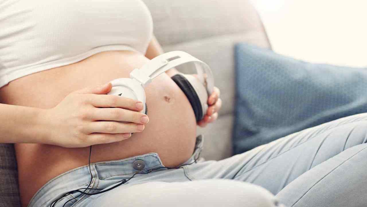 คุณแม่ตั้งครรภ์ ควรเข้ารับวัคซีนอะไรบ้าง และวัคซีนใดที่ห้ามฉีด