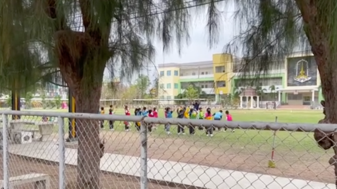 ผอ.โรงเรียน แจงประกาศรับเด็กอนุบาล เปิดเหตุผลต้องตัดคะแนน ยันไม่ได้ห้ามร้องไห้