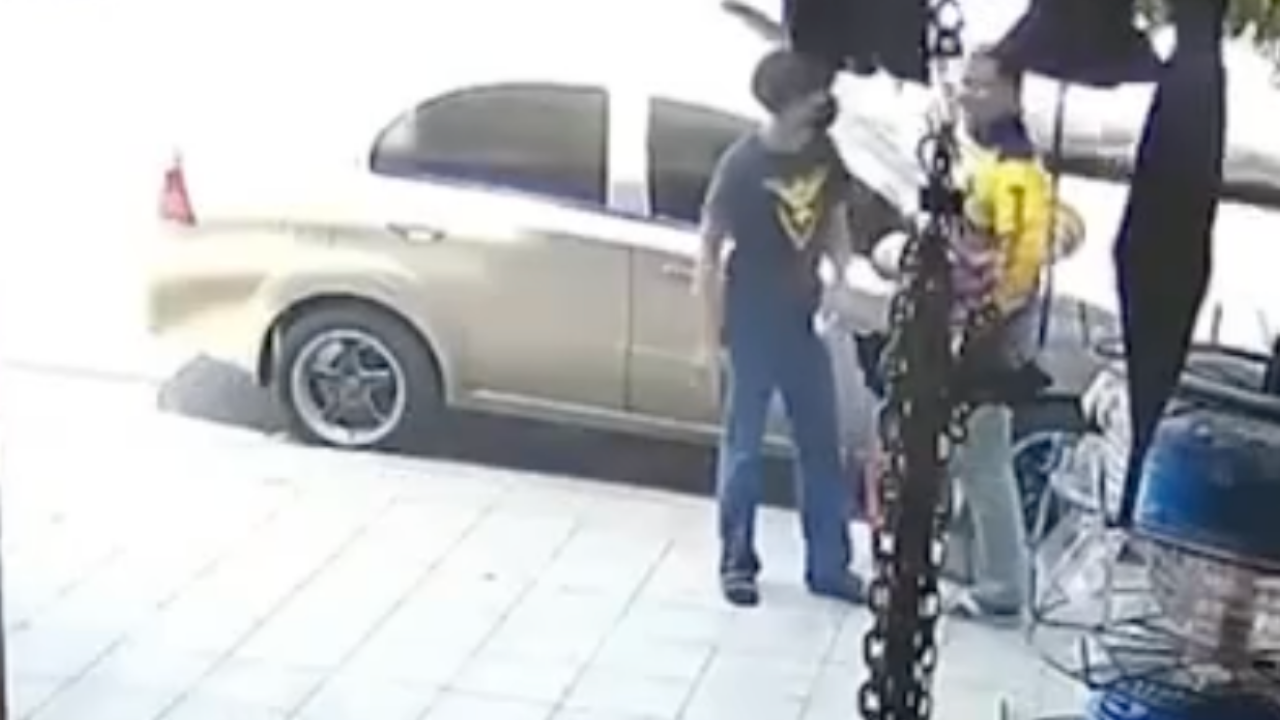 "โรบินฮู้ด" แจง "ไรเดอร์" หัวร้อนยืมไอดีเพื่อนมารับงาน เตรียมฟ้องร้องดำเนินคดี