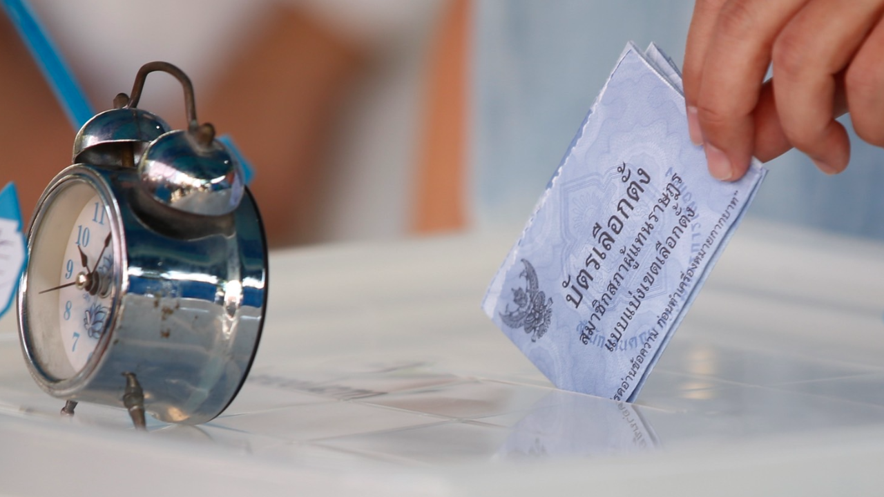 คนยังทยอยเข้าคูหา ด้าน We Watch พบหน่วยเลือกตั้งจำนวนผู้มีสิทธิ์ไม่ตรง