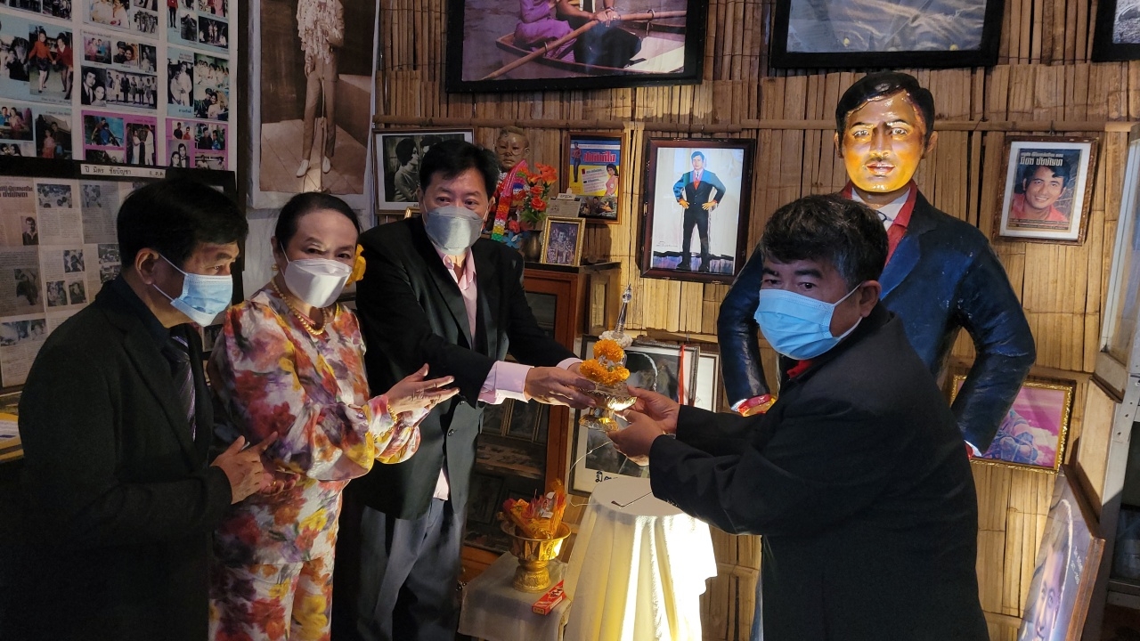 เปิดพิพิธภัณฑ์ มิตร ชัยบัญชา ที่พิษณุโลก "ต้น" ทายาทหนึ่งเดียวร่วมงาน