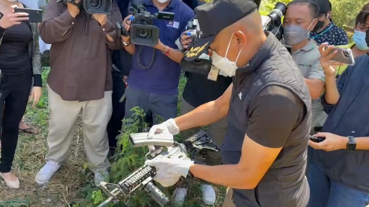 ตำรวจพบปืนอาวุธสงครามที่หนุ่มวัย 37 ใช้ยิงใส่วงเหล้าตาย 1 เจ็บ 1 แล้ว